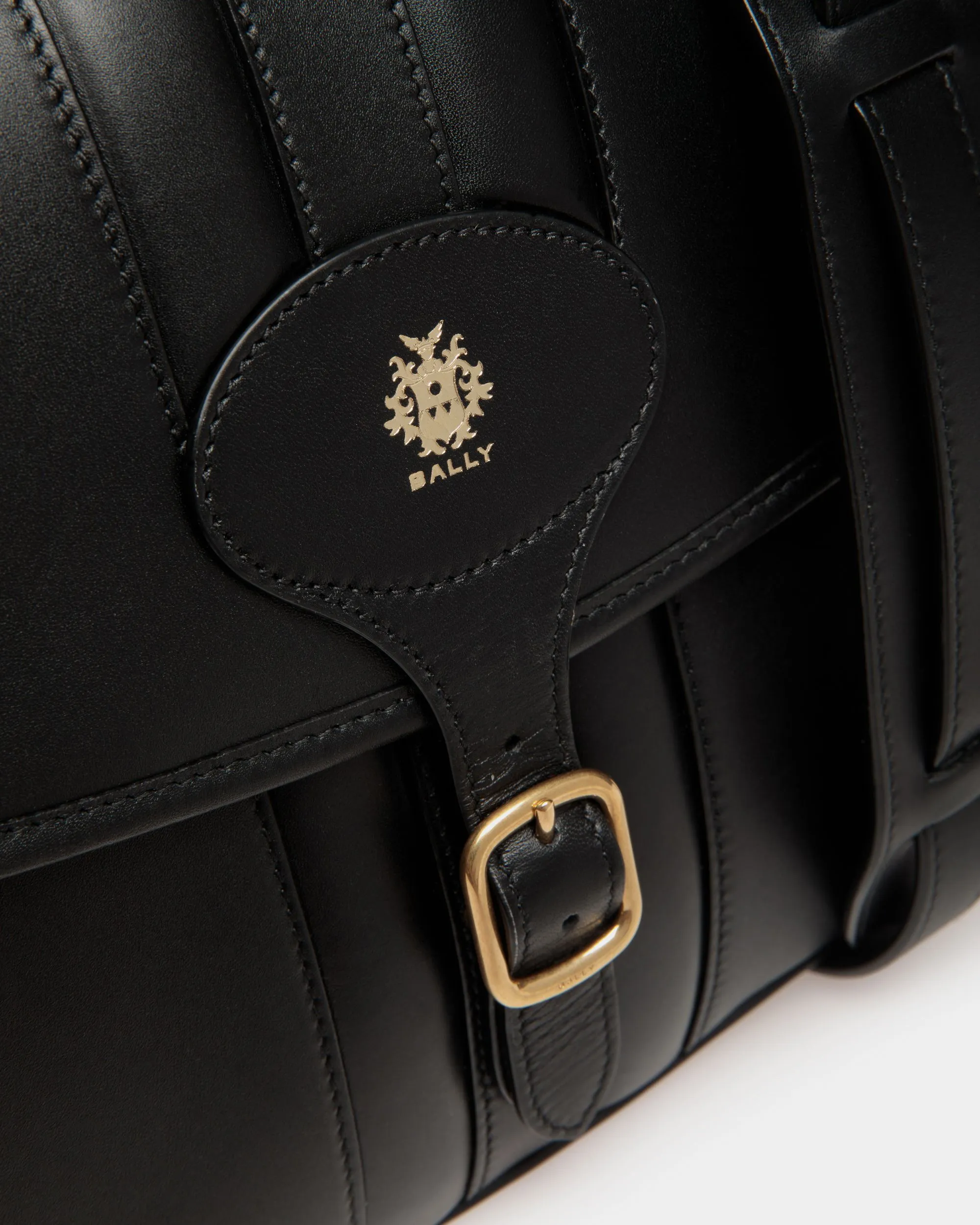 Beckett Crossbody Bag in Black Leather 