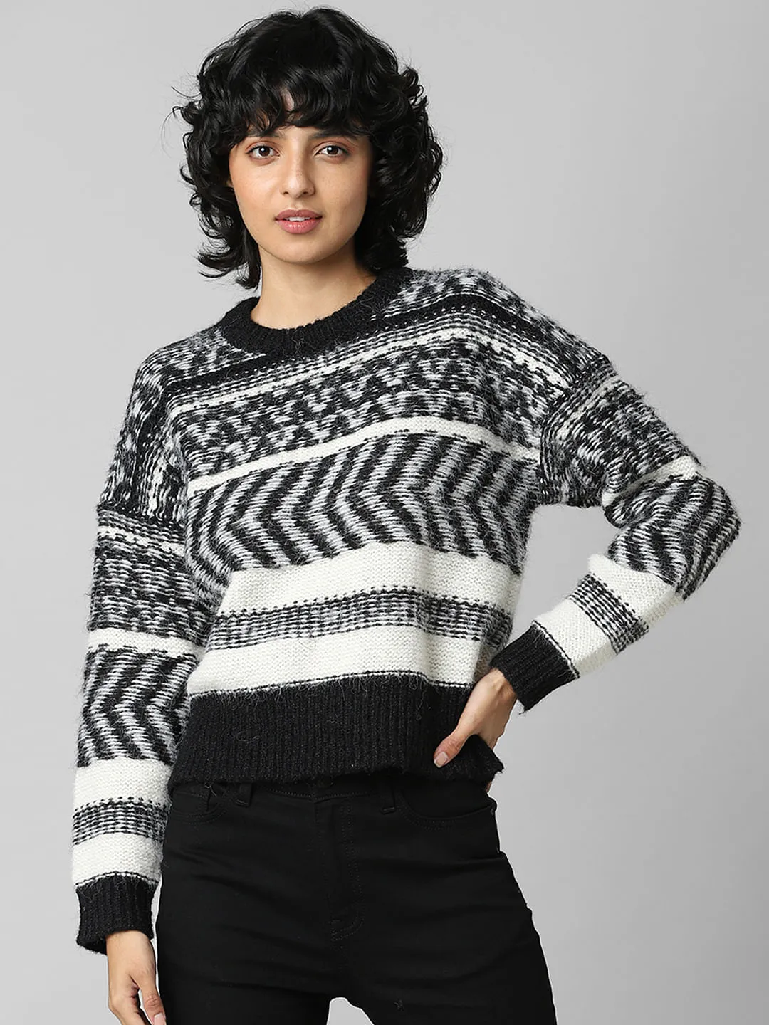 Black Jacquard Printed Pullover