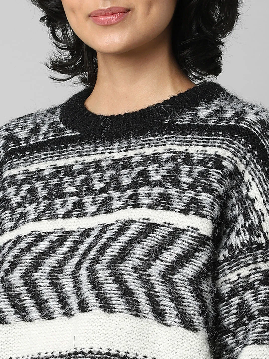 Black Jacquard Printed Pullover