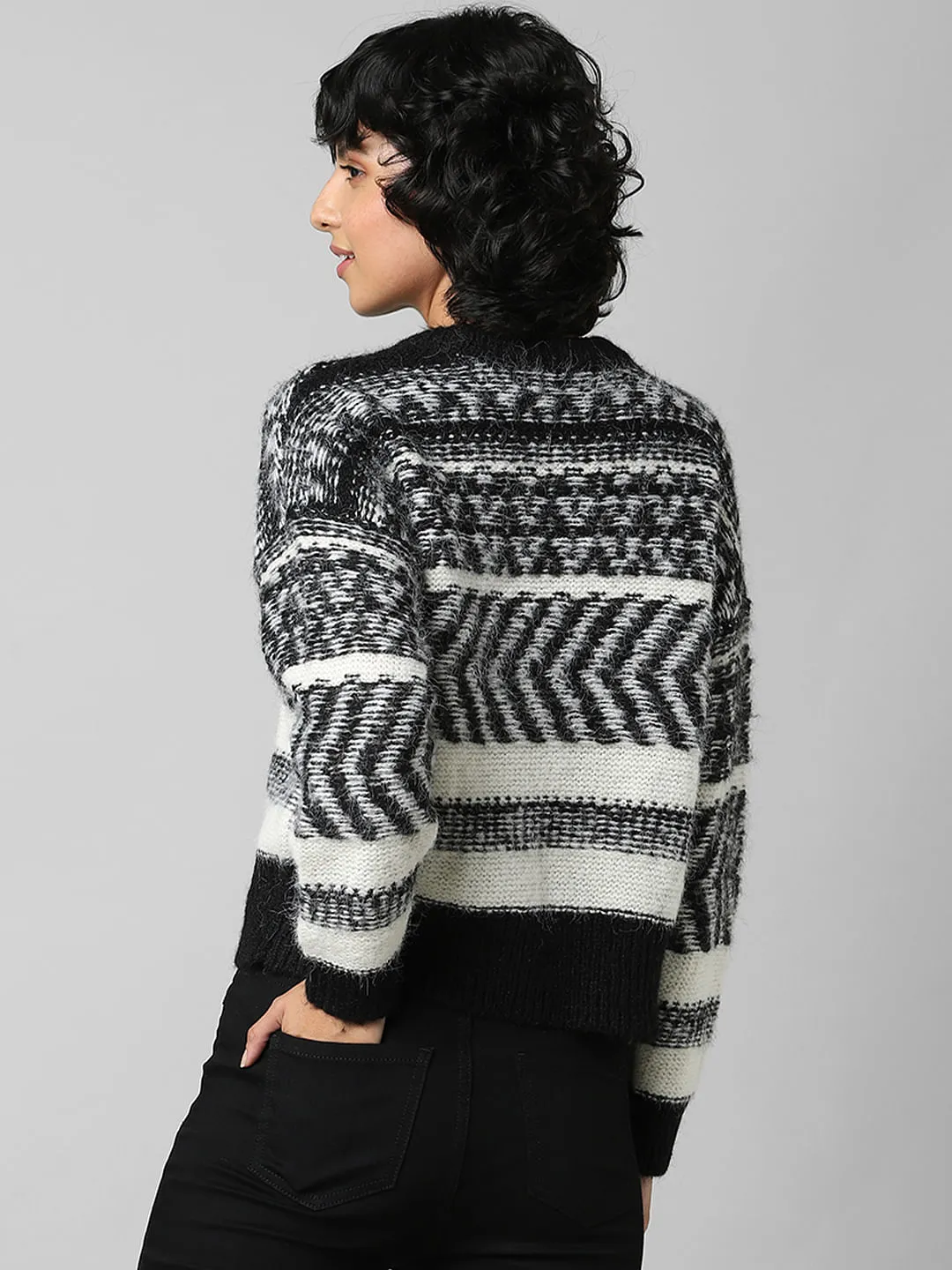 Black Jacquard Printed Pullover