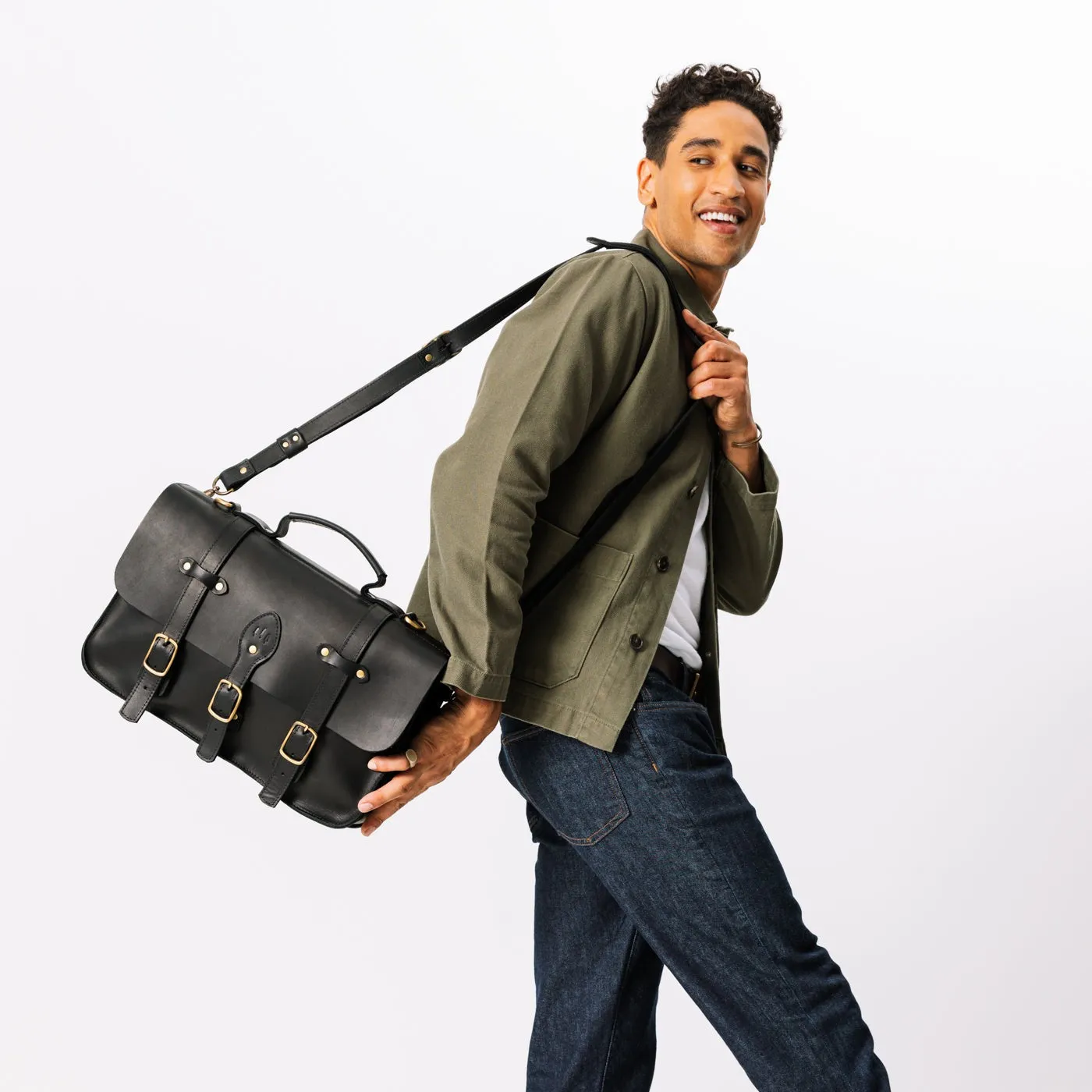 Classic XL Messenger Bag