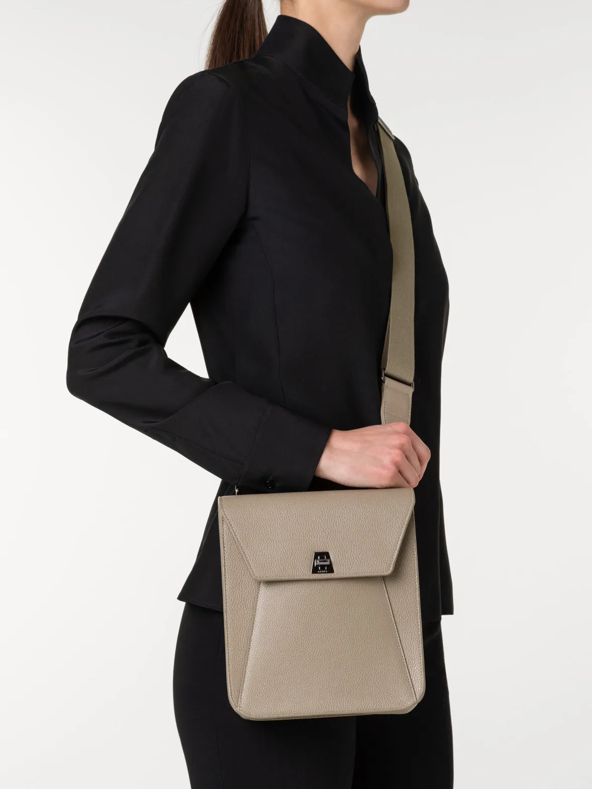 Little Anouk Messenger in Calf Leather