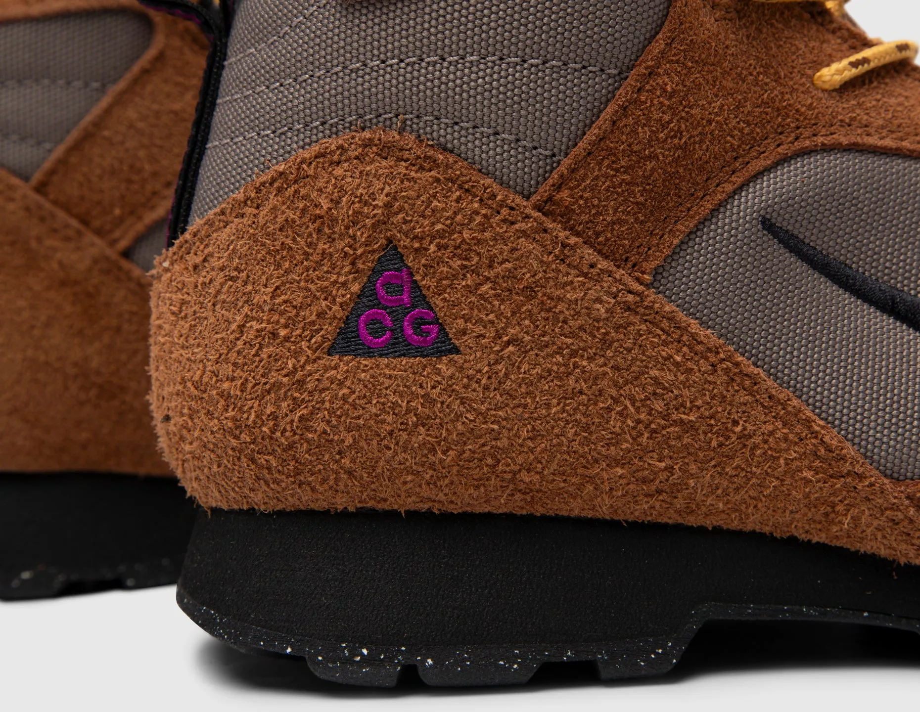 Nike ACG Torre Mid Waterproof Pecan / Black - Olive