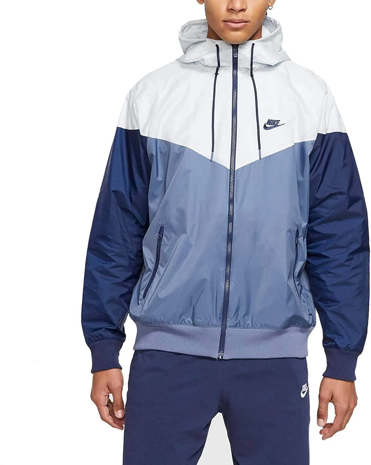 Nike Men's Sportswear Windrunner Hooded Windbreaker AR2191