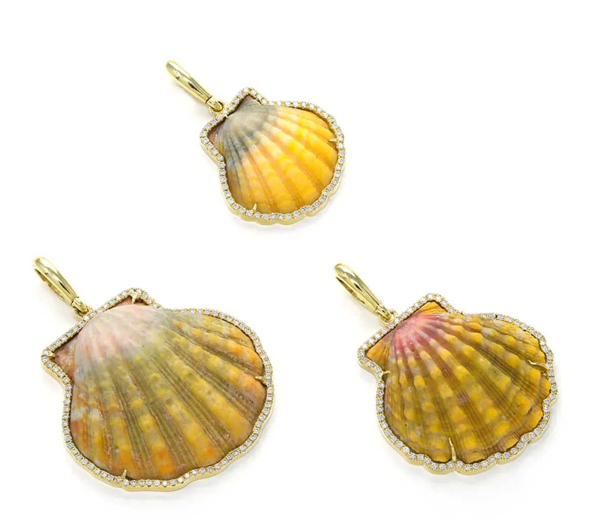 SHELL IN DIAMOND FRAME CHARM