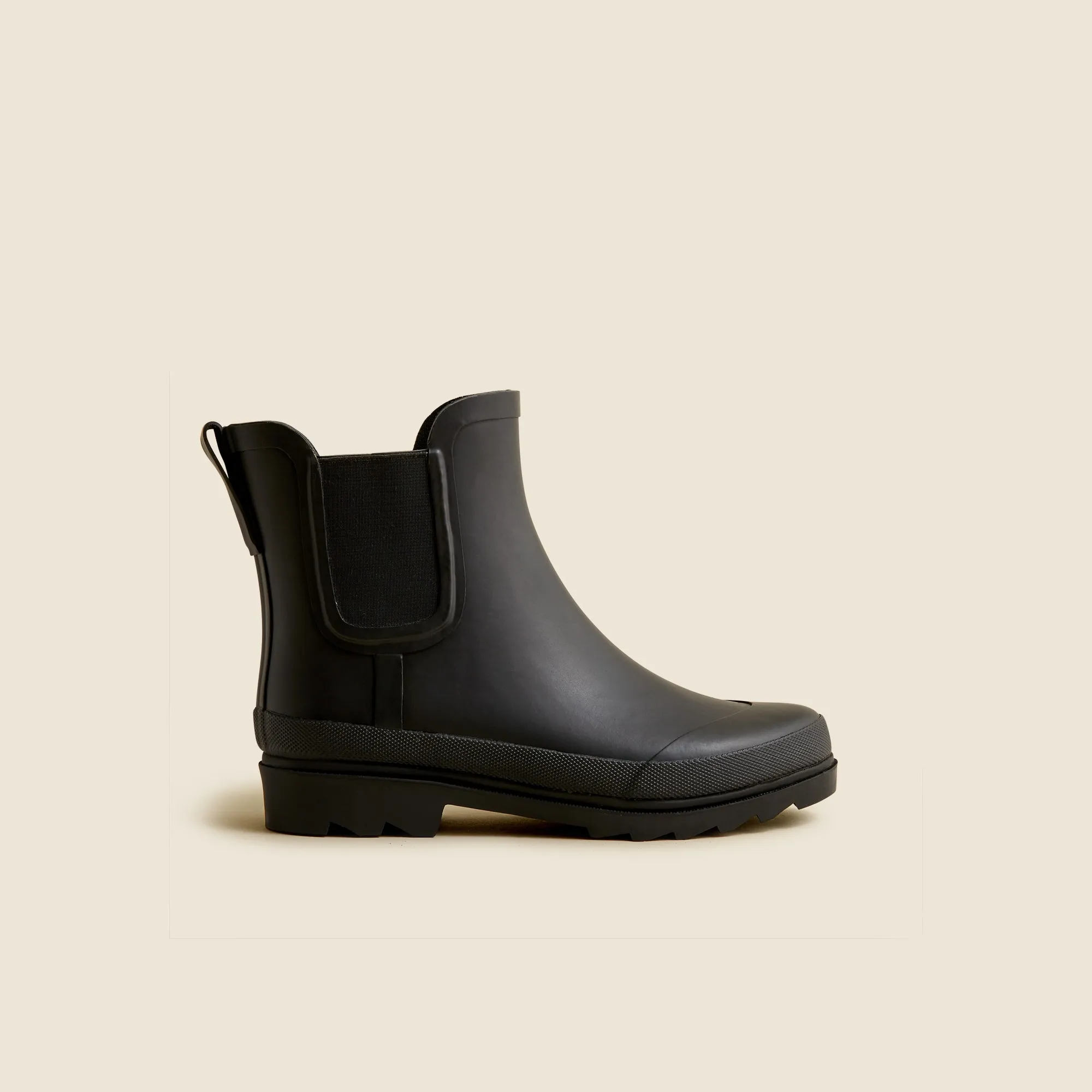 Short lug-sole rain boots