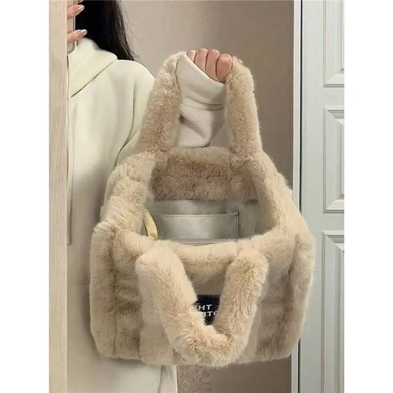 THE TOTE BAG Faux Fur Fluff Handbag