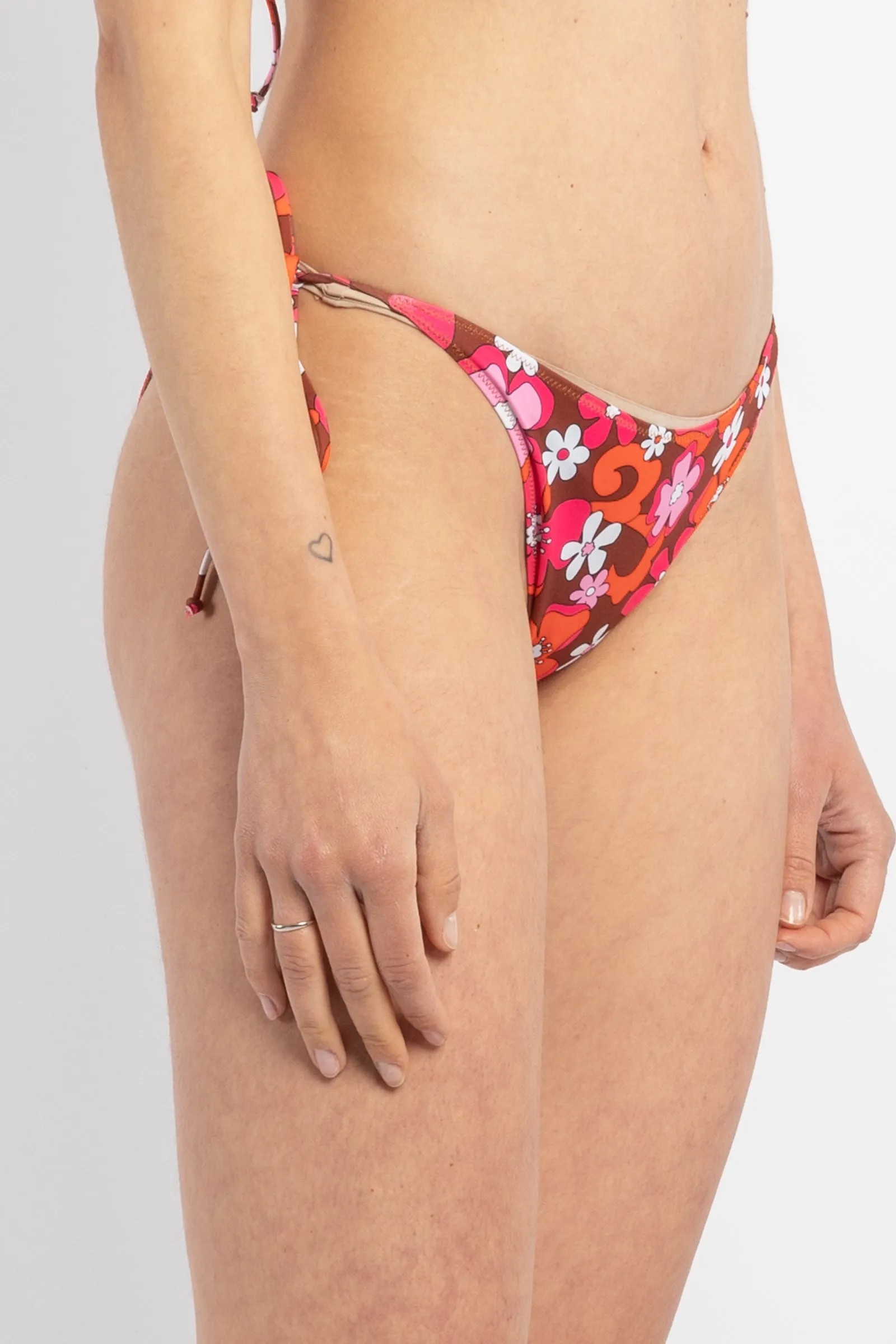 Virgo slip bikini con laccetti stampa floreale