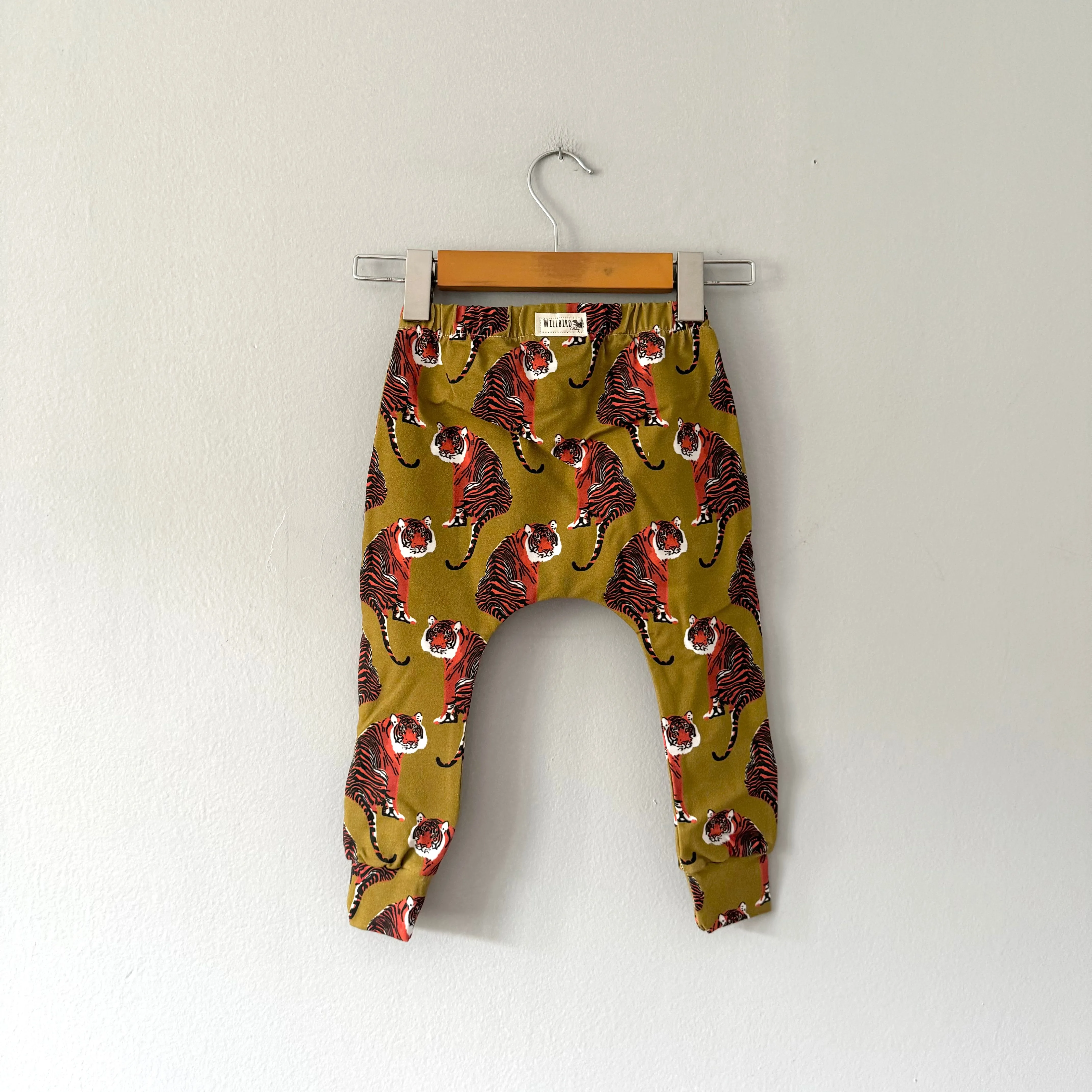 Willbird / Joggers - Tigers On Ochre / 18M